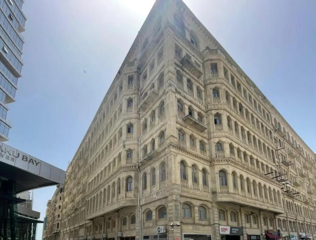 Satılır obyekt 65 m²