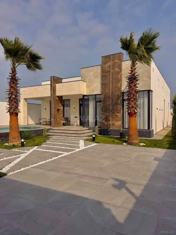 Satılır 5 otaqlı həyət evi 220 m²