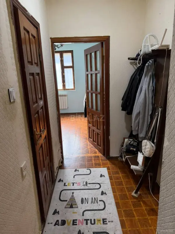 Satılır 3 otaqlı mənzil 105 m²