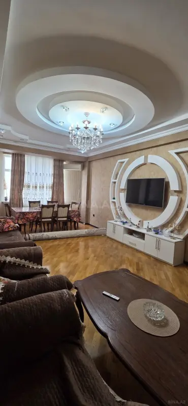 Satılır 3 otaqlı mənzil 102 m²