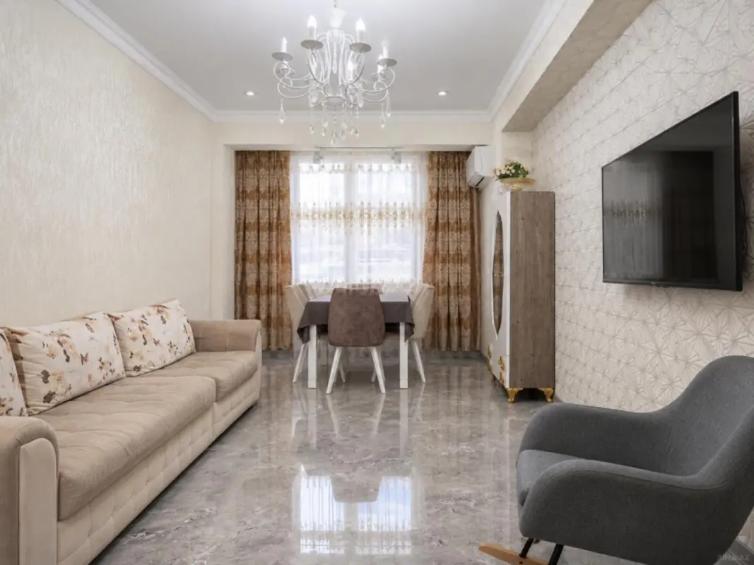 Satılır 3 otaqlı mənzil 95 m²