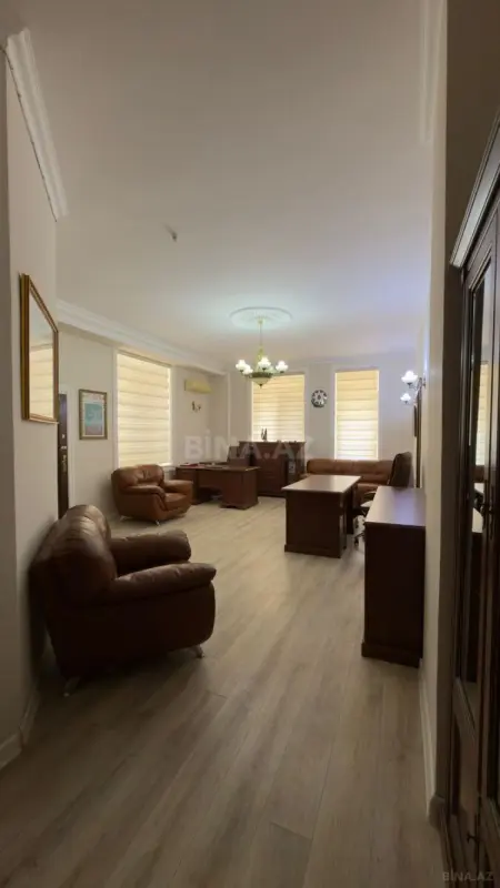 Kirayə verilir 3 otaqlı ofis 90 m²