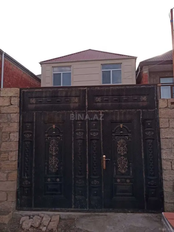 Satılır 4 otaqlı həyət evi 125 m²