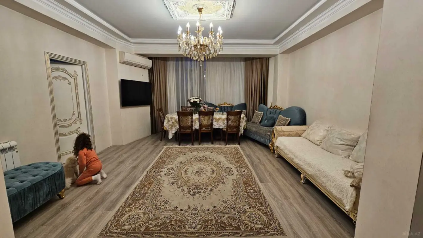 Satılır 3 otaqlı mənzil 96 m²