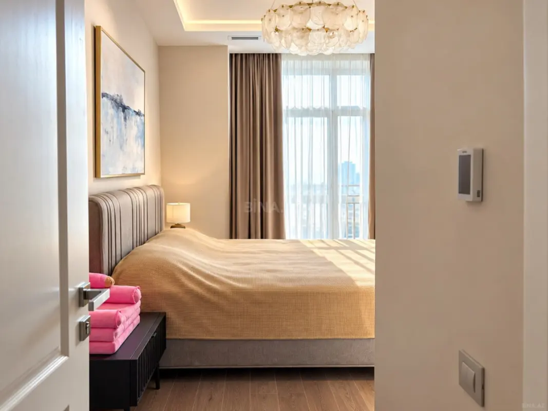 Satılır 3 otaqlı mənzil 108 m²
