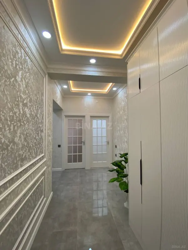 Satılır 2 otaqlı mənzil 70 m²