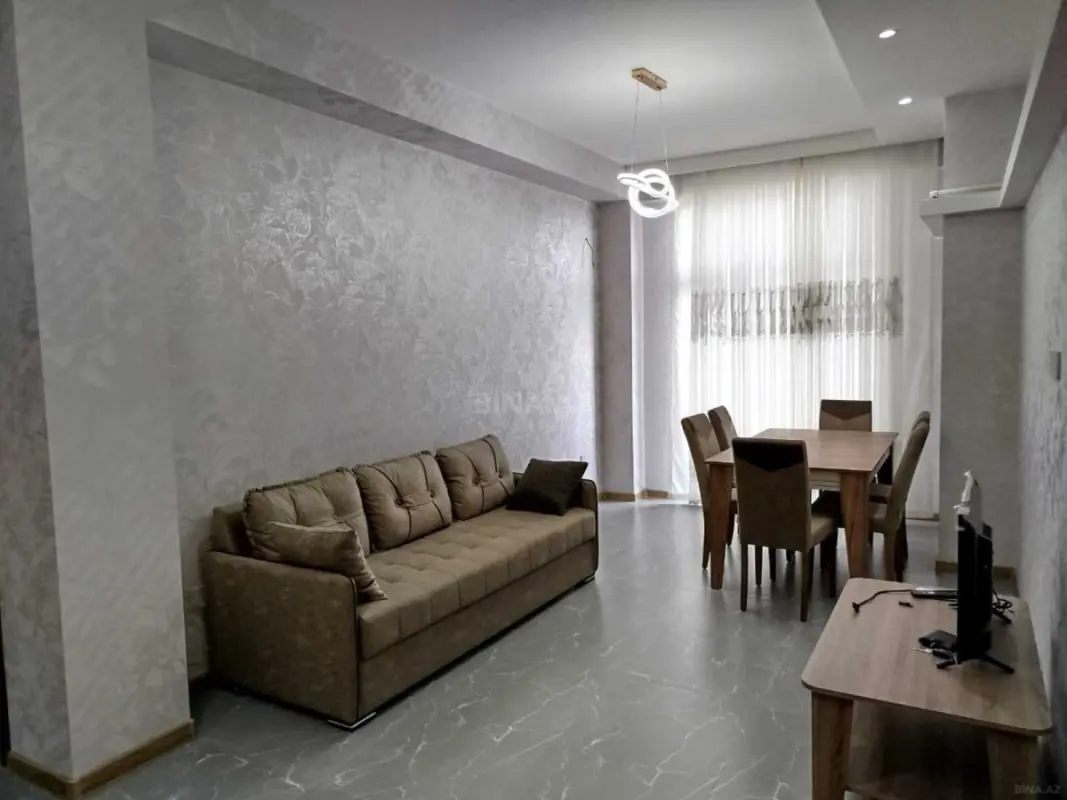 Kirayə verilir 3 otaqlı mənzil 100 m²