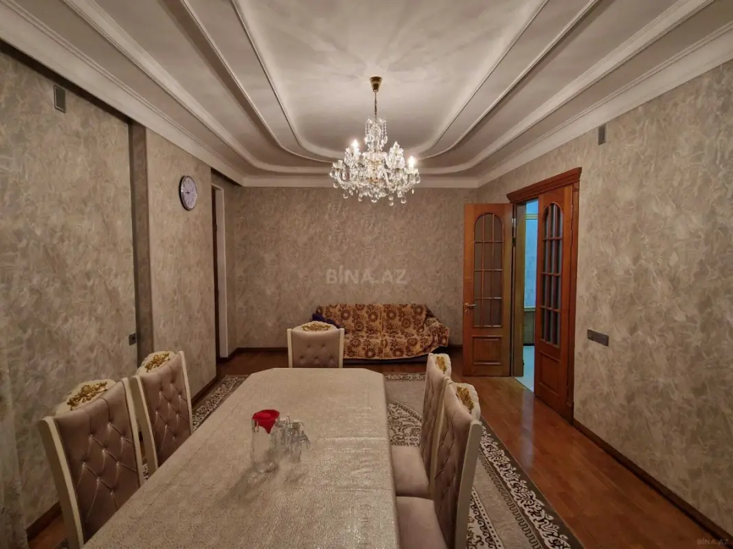 Kirayə verilir 2 otaqlı mənzil 80 m²