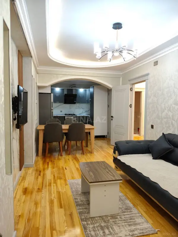Satılır 3 otaqlı mənzil 105 m²
