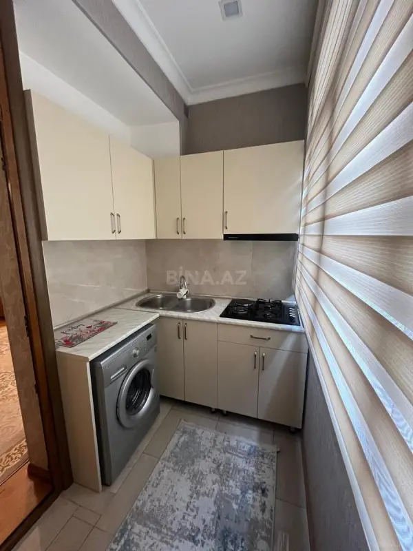 Kirayə verilir 2 otaqlı mənzil 80 m²
