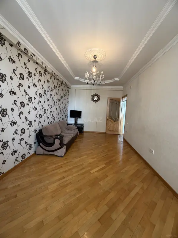 Satılır 3 otaqlı mənzil 85 m²