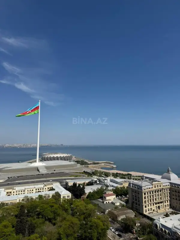 Satılır 3 otaqlı mənzil 95 m²