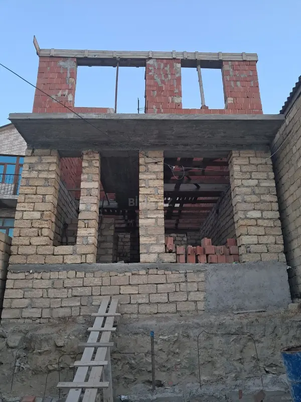 Satılır 4 otaqlı həyət evi 96 m²