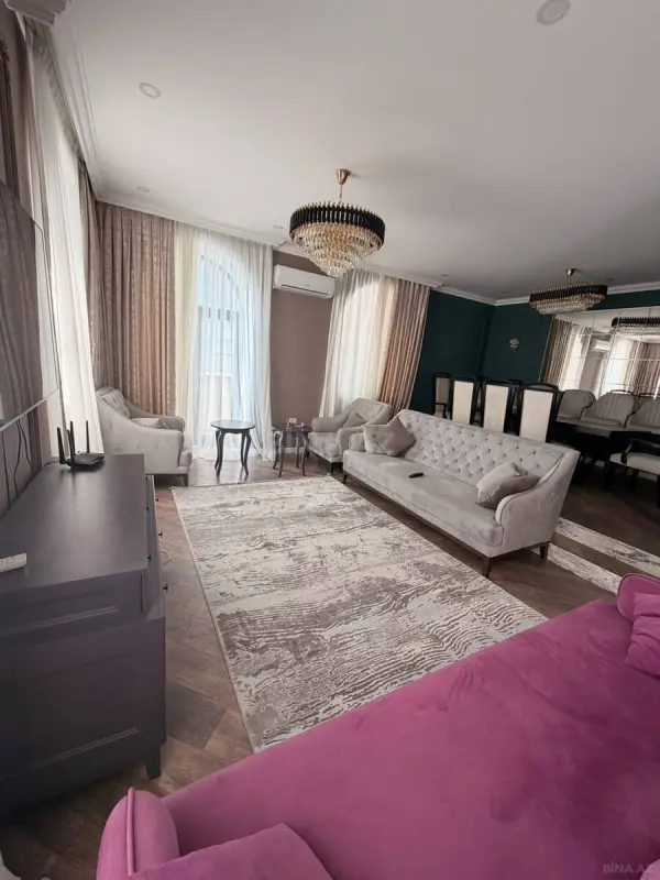Kirayə verilir 4 otaqlı mənzil 350 m²