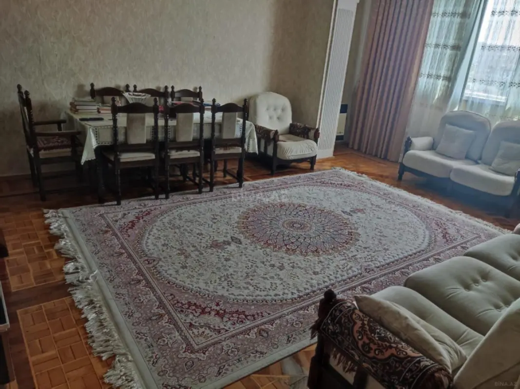 Kirayə verilir 4 otaqlı mənzil 100 m²