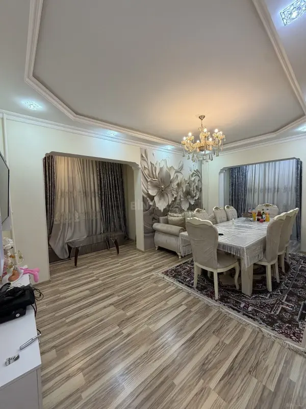 Satılır 3 otaqlı mənzil 85 m²