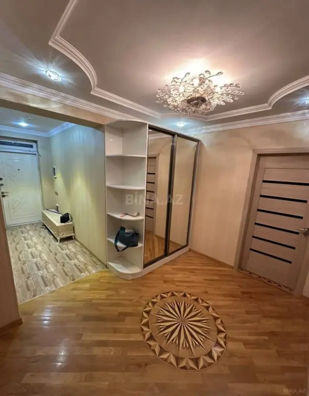 Satılır 3 otaqlı mənzil 91 m²