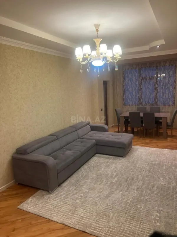 Satılır 2 otaqlı mənzil 90 m²