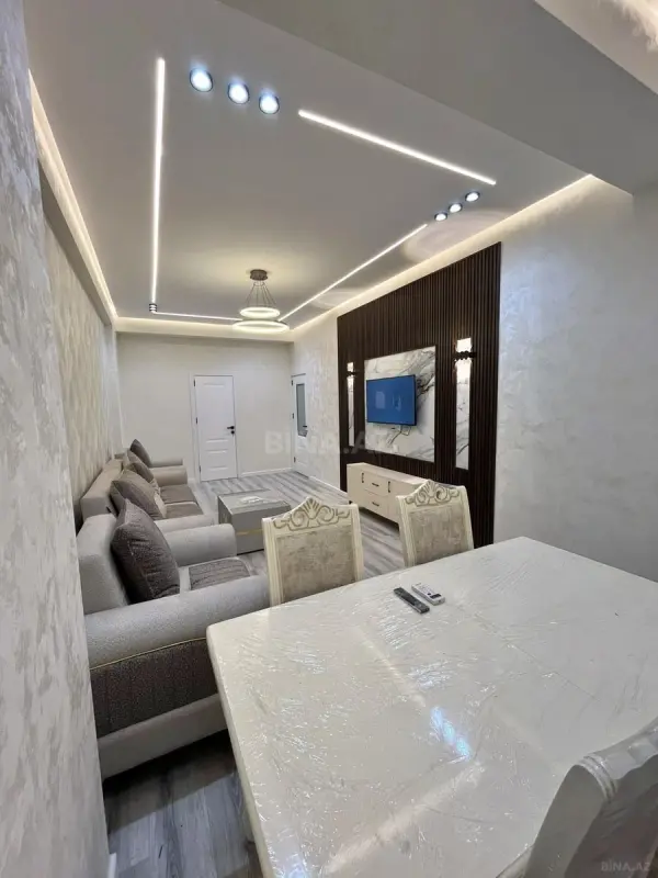 Kirayə verilir 2 otaqlı mənzil 80 m²