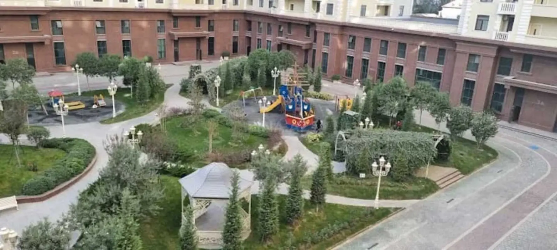 Kirayə verilir 2 otaqlı mənzil 86 m²