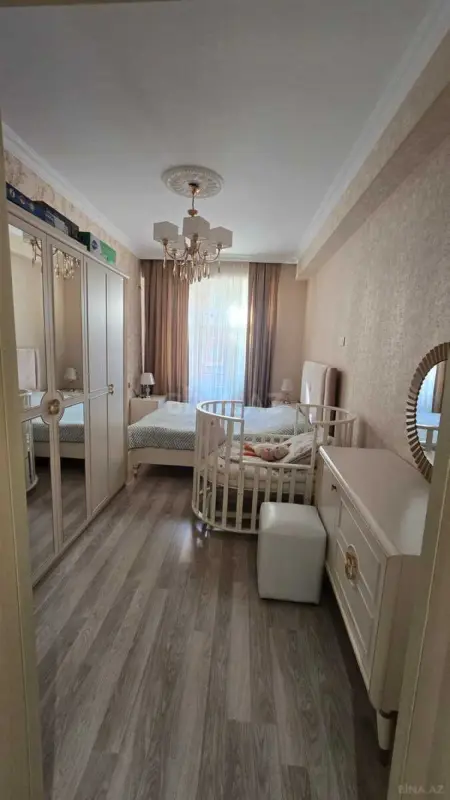Satılır 3 otaqlı mənzil 82 m²