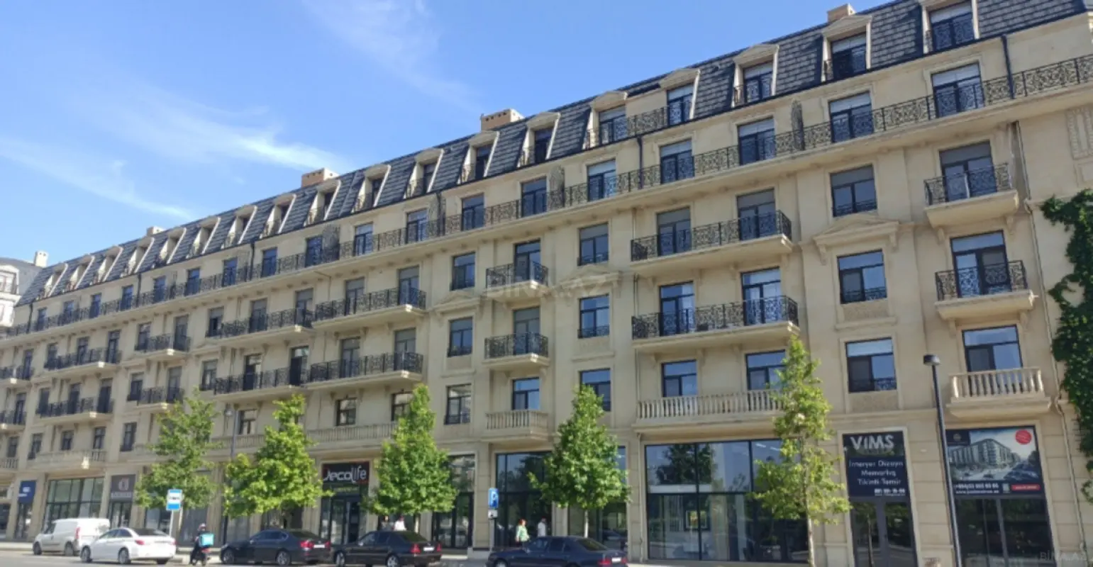 Satılır obyekt 151 m²