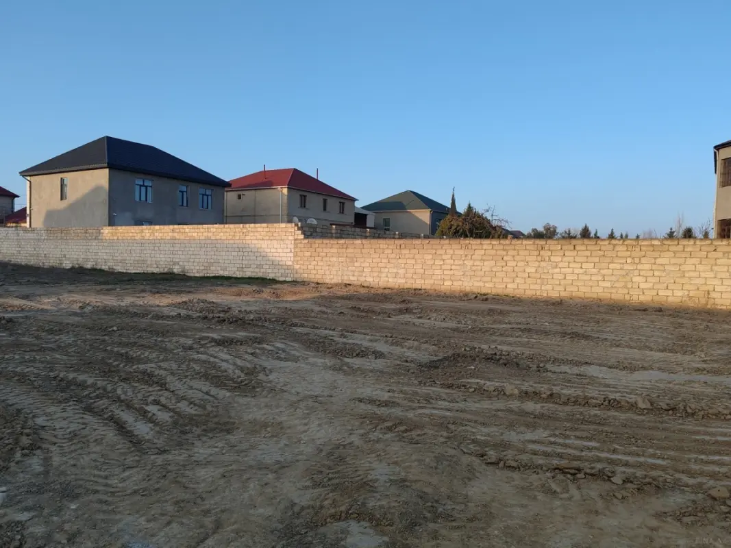 Satılır torpaq sahəsi 10 m²