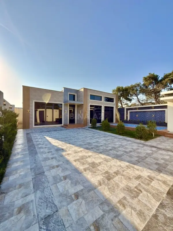 Satılır 4 otaqlı həyət evi 145 m²