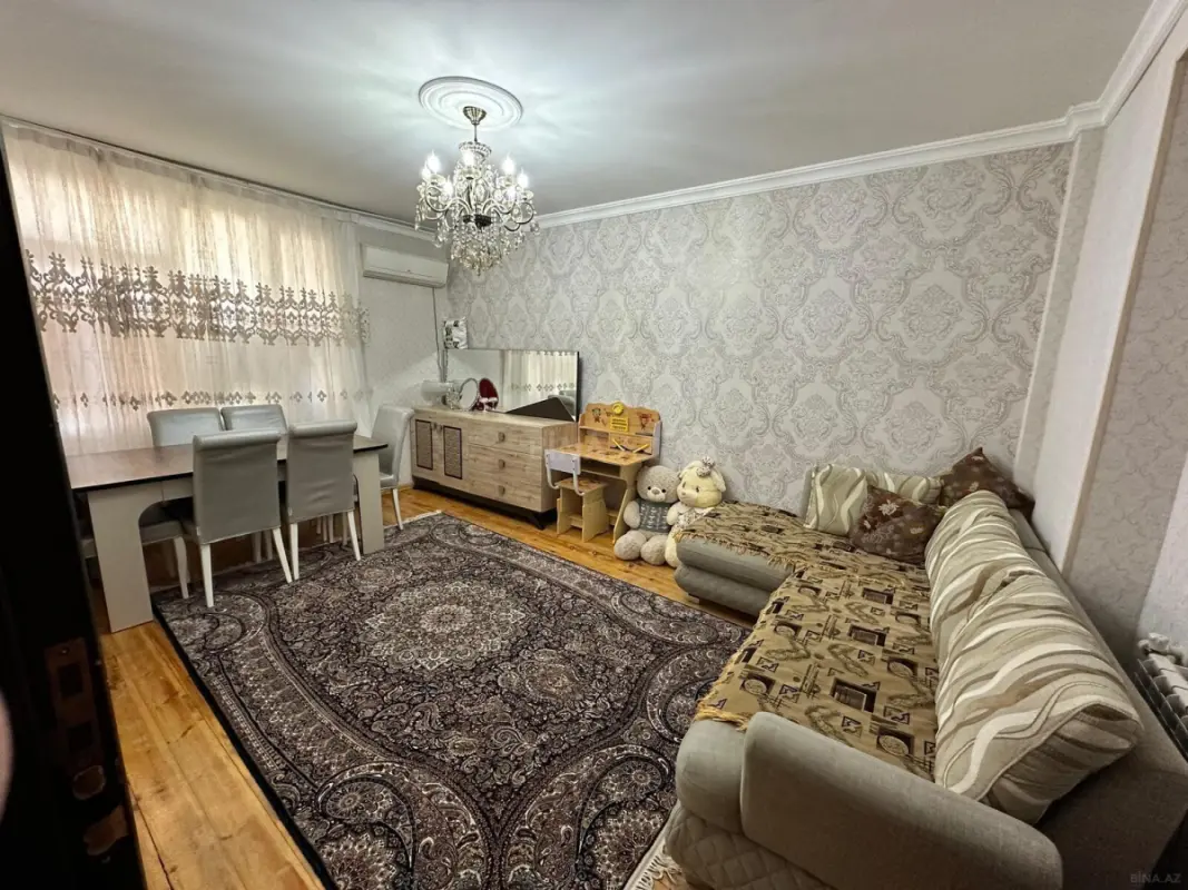 Satılır 2 otaqlı mənzil 75 m²
