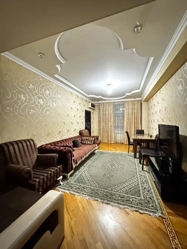 Kirayə verilir 3 otaqlı mənzil 90 m²