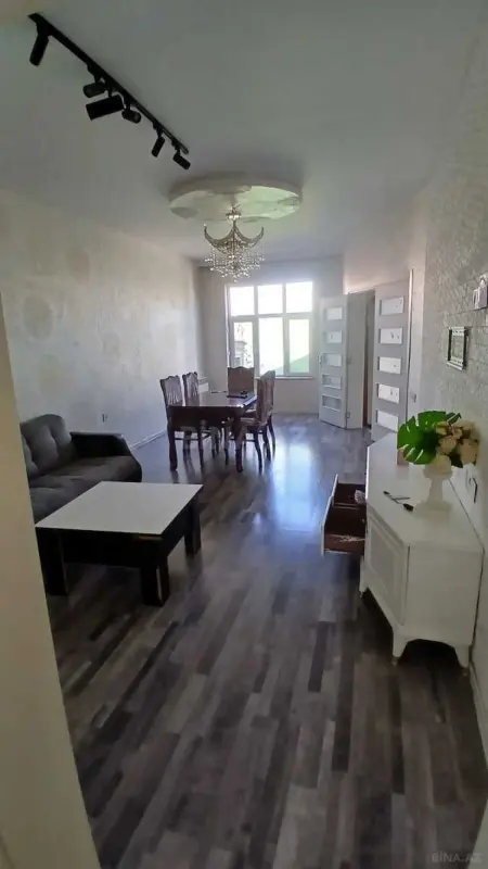Kirayə verilir 4 otaqlı həyət evi 125 m²