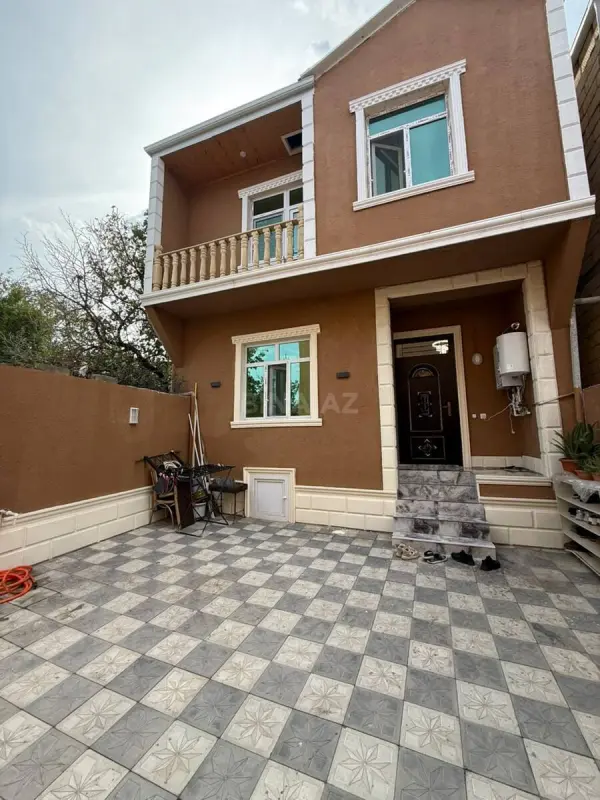 Satılır 4 otaqlı həyət evi 140 m²