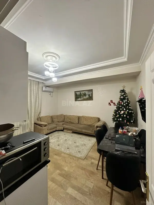 Satılır 3 otaqlı mənzil 107 m²