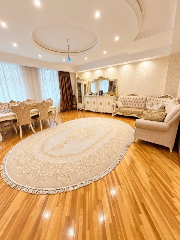 Kirayə verilir 3 otaqlı mənzil 170 m²