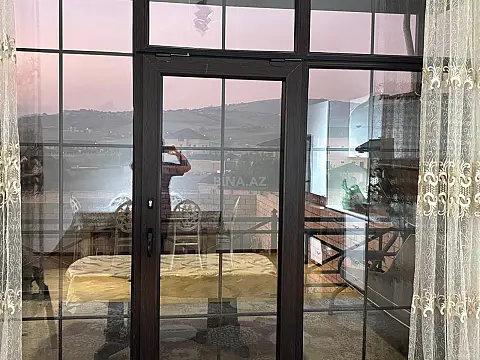Kirayə verilir 4 otaqlı həyət evi 200 m² — Şamaxı 4 otaq 200.00 m²
