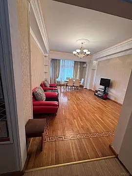 Kirayə verilir 2 otaqlı mənzil 75 m² — Bakı, Nərimanov 2 otaq 75.00 m²