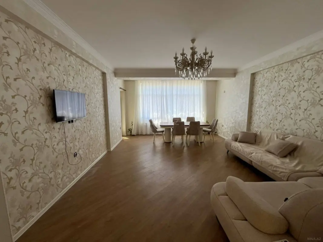 Satılır 3 otaqlı mənzil 110 m²