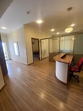 Kirayə verilir 4 otaqlı ofis 200 m² — Bakı 4 otaq 200.00 m²