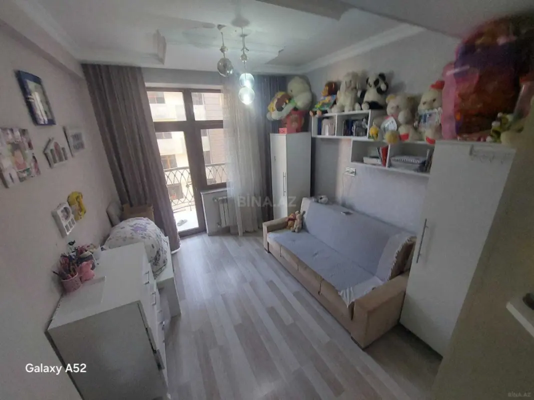 Satılır 2 otaqlı mənzil 58 m²