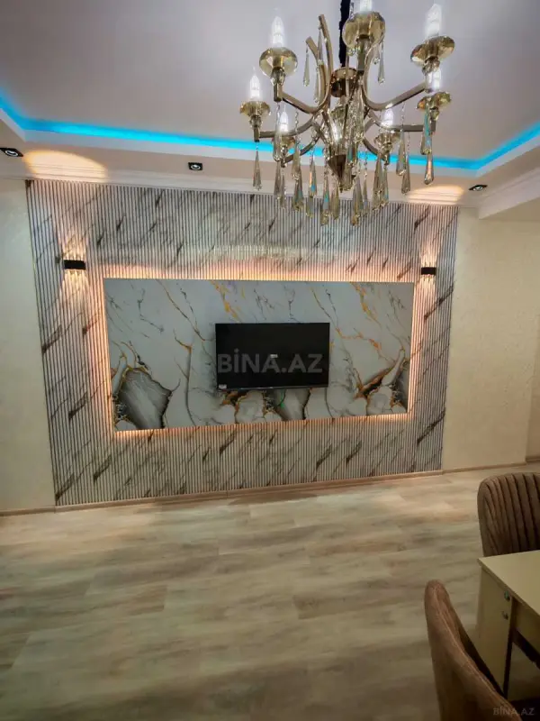 Kirayə verilir 2 otaqlı mənzil 82 m²
