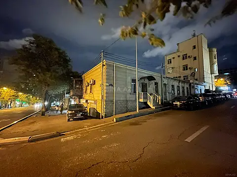 Kirayə verilir obyekt 65 m² — Bakı, Nizami 65.00 m²