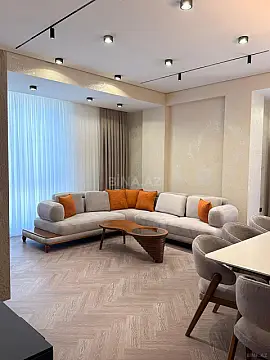 Satılır 3 otaqlı mənzil 142 m² — Bakı 3 otaq 142.00 m²