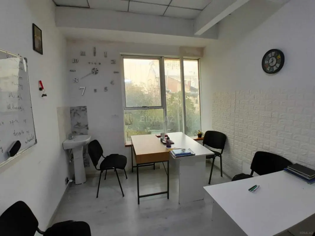 Kirayə verilir 1 otaqlı ofis 16 m²