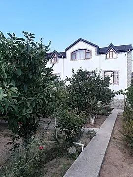 Satılır 6 otaqlı həyət evi 220 m² — Bakı, Buzovna 6 otaq 220.00 m²