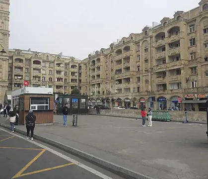 Kirayə verilir 2 otaqlı mənzil 55 m² — Bakı 2 otaq 55.00 m²