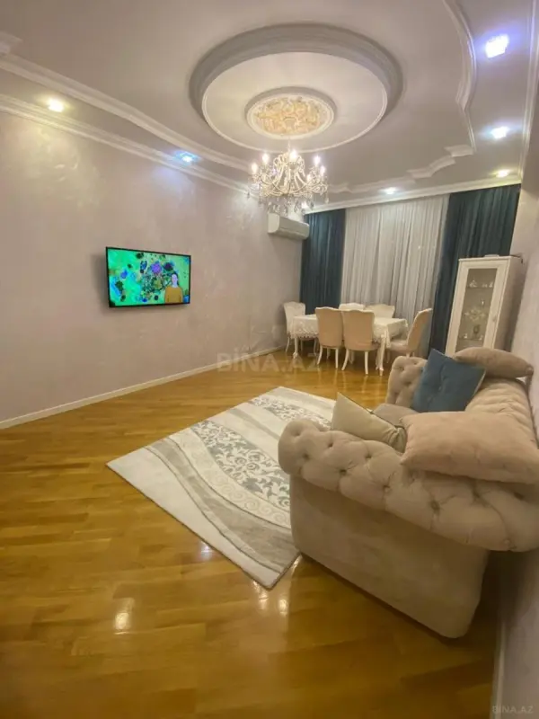 Satılır 3 otaqlı mənzil 95 m²
