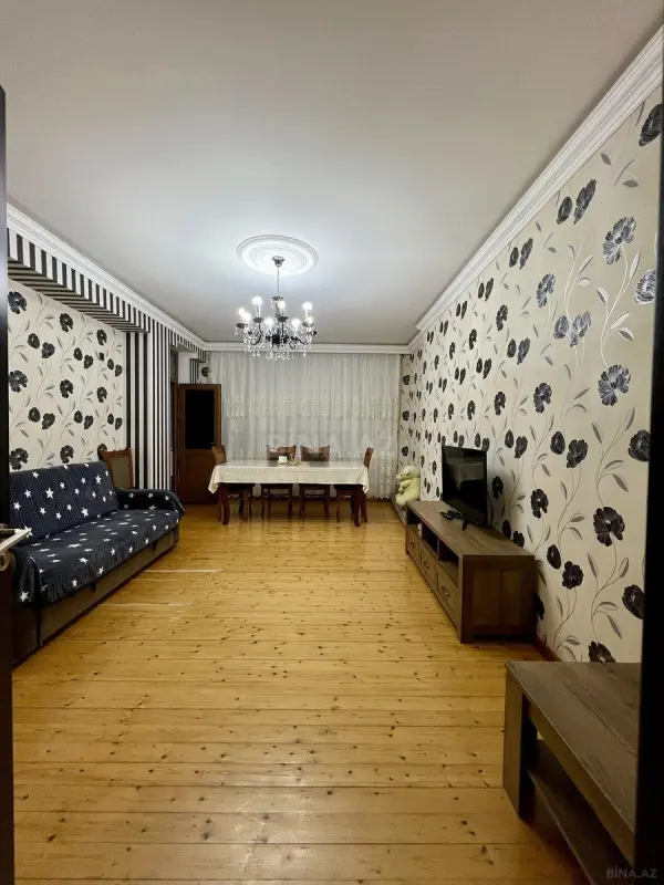 Satılır 2 otaqlı mənzil 80 m²
