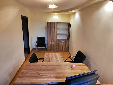 Kirayə verilir 3 otaqlı ofis 80 m² — Bakı, Yasamal 3 otaq 80.00 m²