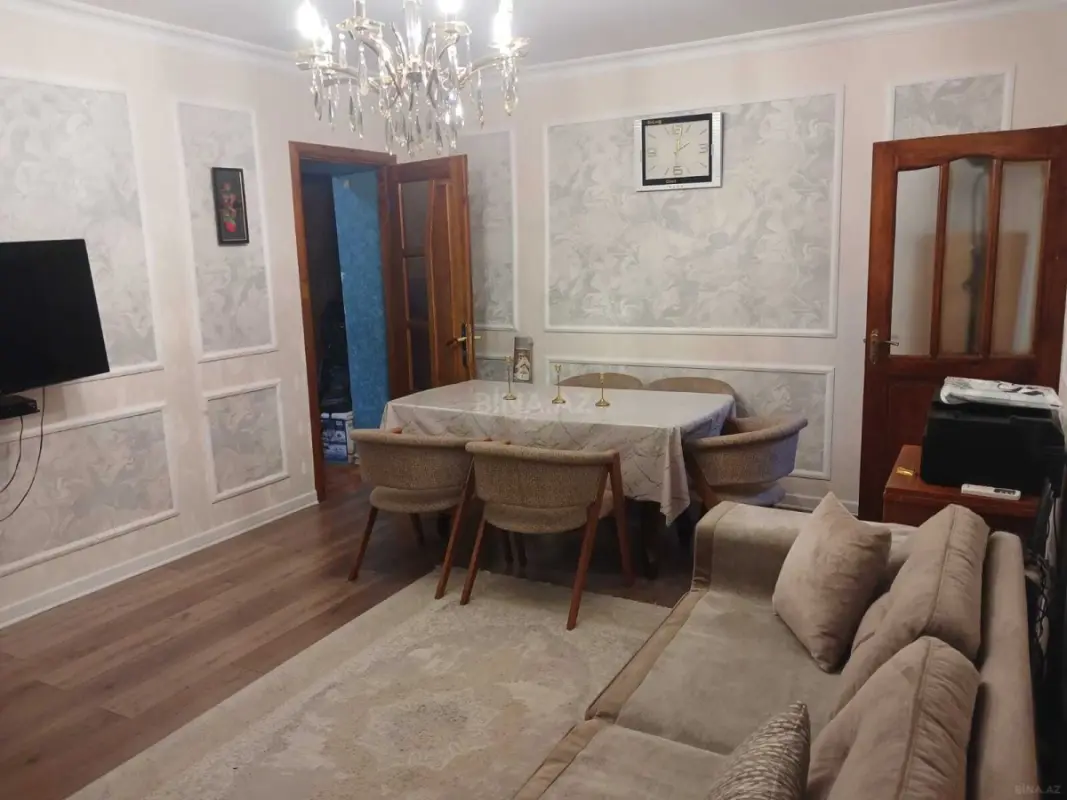 Satılır 5 otaqlı mənzil 120 m²