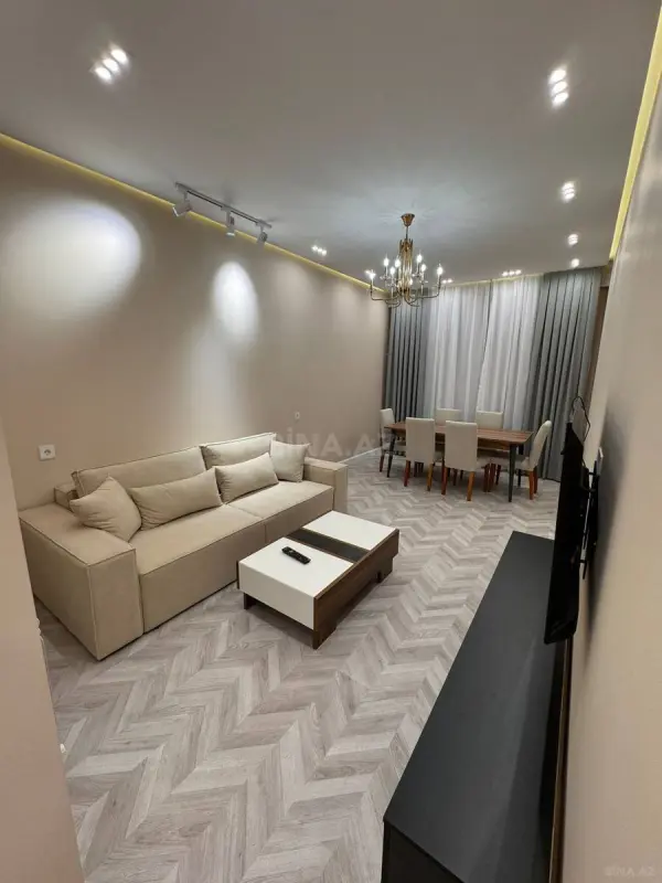 Kirayə verilir 2 otaqlı mənzil 75 m²